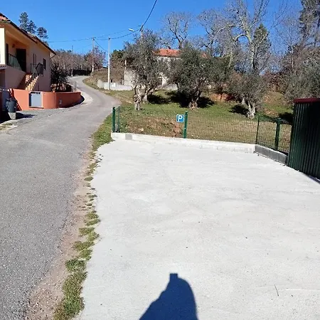 Local - Casa Amarela Apartmán *