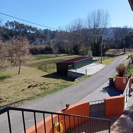 Local - Casa Amarela Apartmán *